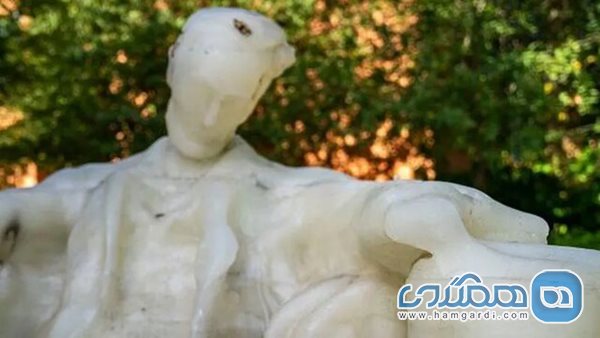 مجسمه مومی آبراهام لینکلن در گرما آب شد