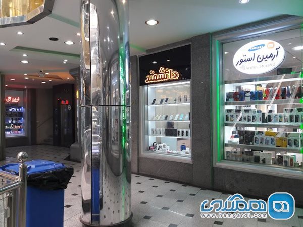 معرفی بهترین مراکز خرید رشت برای خرید لوازم جانبی موبایل