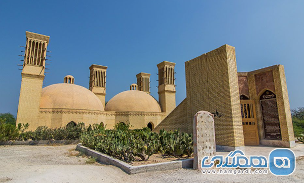 آب انبار دو گنبد و پنج بادگیر