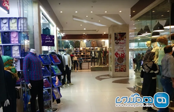 مجتمع تجاری آسمان: پارکینگ بزرگ و تنوع کالا 2