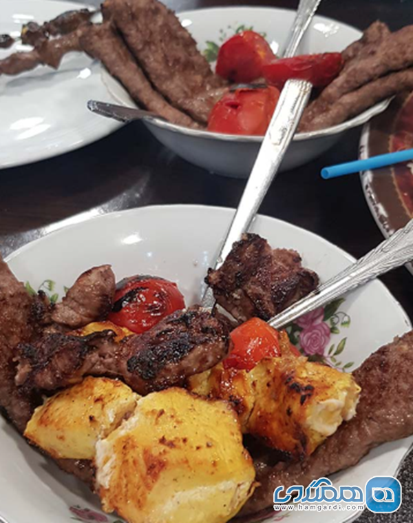 کبابی حاجی قربان (در اردبیل)