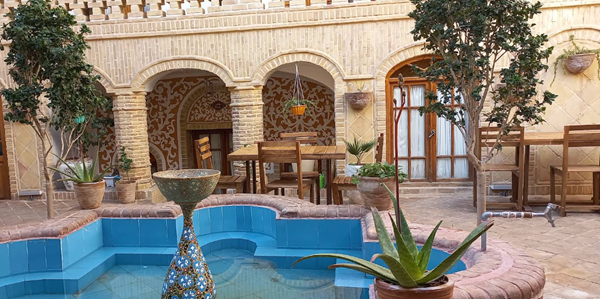کافه رستوران عمارت ترنج
