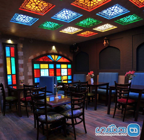 مقایسه با رقبای کلیدی