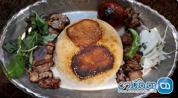 منو و سفره اعیانی قاجار: تمایزات طبقاتی در خوراک