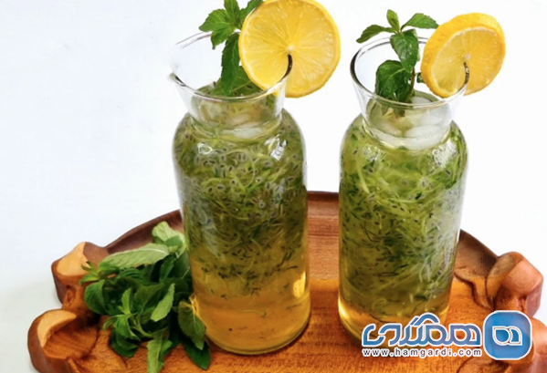 منوی نوشیدنی های تخصصی (قهوه، اسموتی و شربت های سنتی)