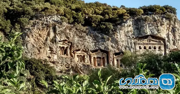 گورهای صخره ای آمینتاس