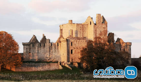 پارک قلعه کرایگ میلار (Craigmillar Castle Park)