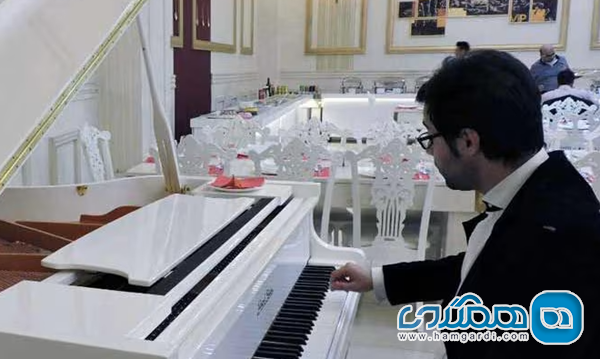 نقش موسیقی زنده در برندسازی رستوران