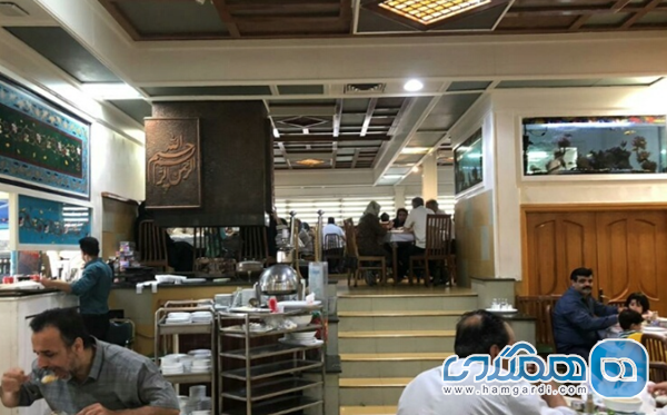 فضای پذیرایی مجلل و معماری سنتی