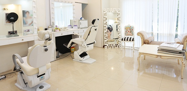 سالن زیبایی گیتی (نیاوران)