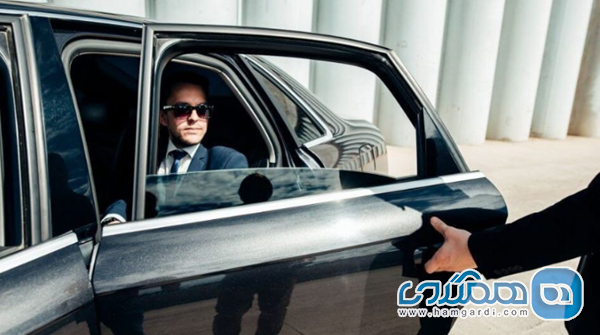اجاره خودرو با راننده (Chauffeured Service): اوج تشریفات و آسودگی