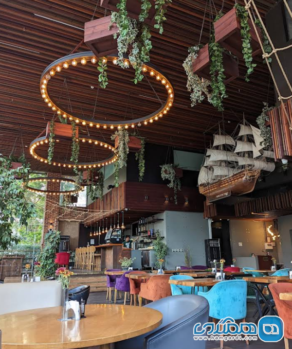 رستوران کاپیتان لانژ (Captain Lounge)