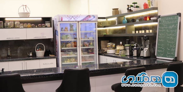 تخصص و اعتبار کادر مربیگری و دانش تغذیه