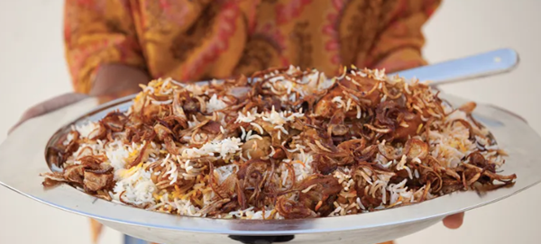 رستورانگردی و خوراک شناسی در مسقط: تجربیات طعم های عمانی (تحلیل تخصصی)