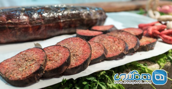 طحال پر شده شتر (Stuffed Camel Spleen)