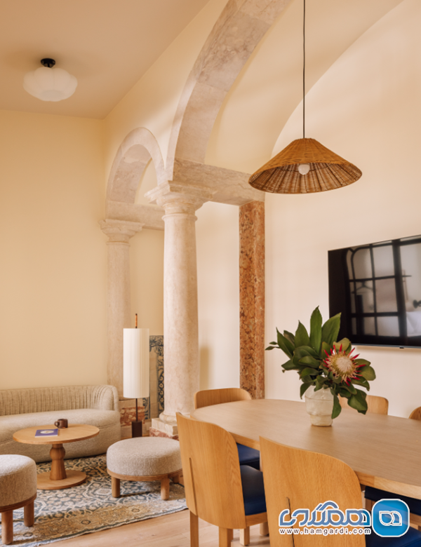 احیای صومعه ها و کاخ ها