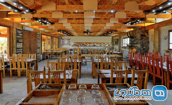 رستوران آیلار: اتمسفر شاد و منوی کامل دریایی