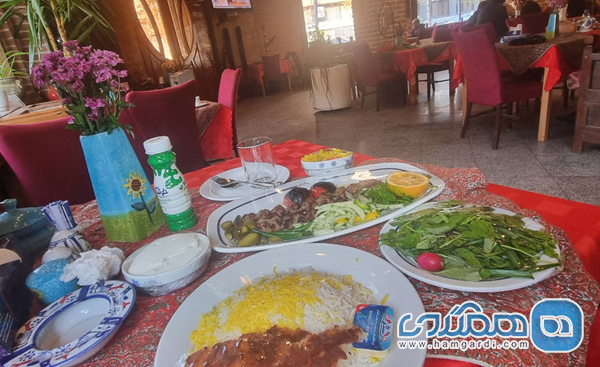 کیفیت غذا و منوی تخصصی