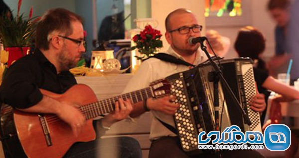 موسیقی شاد و منوی متنوع