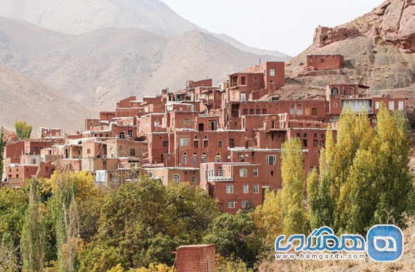 نطنز؛ باغ شهری در کویر