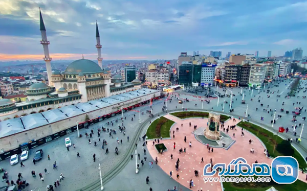 تبیین جایگاه اقامتی میدان تکسیم و خیابان استقلال