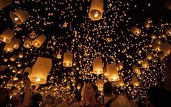 بالن های فستیوال Lantern در تایلند را ببینید!